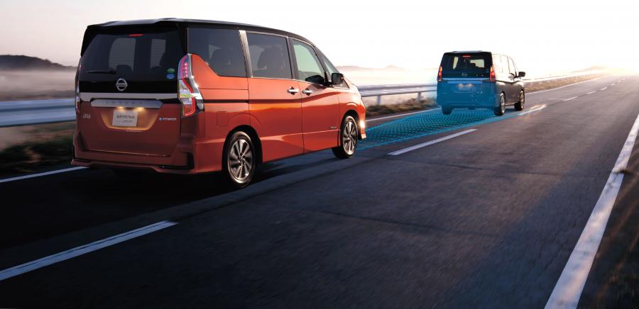  Nissan Serena e-Power Highway Star (C27) 2019 года  (фото 3 из 6)